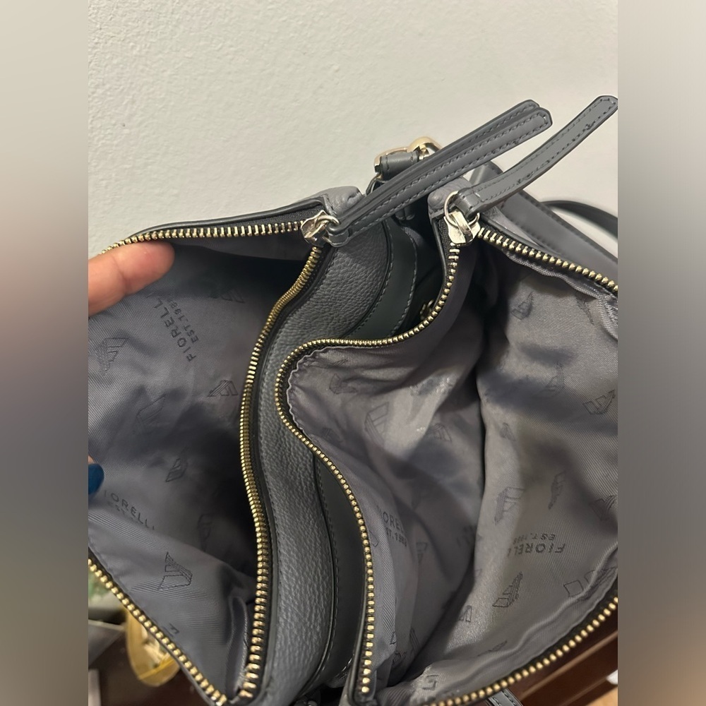 FIORELLI EST.1988 GRAY Pebbled BAG - Crossbody & Shoulder Straps Purse - Picture 8 of 12
